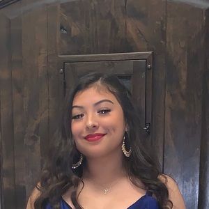 Meet your Posher, Julianne